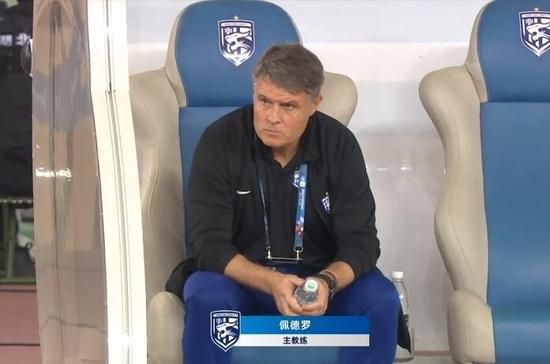 大胸裸