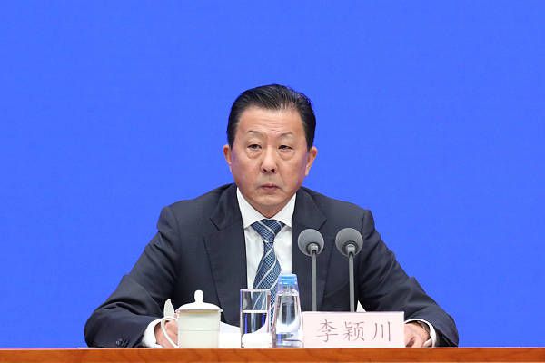 国产色一区二区