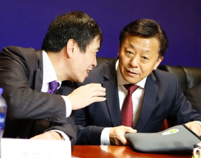 娜英的踏板采访